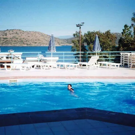 Apartmanhotel Tasmania Village 2*